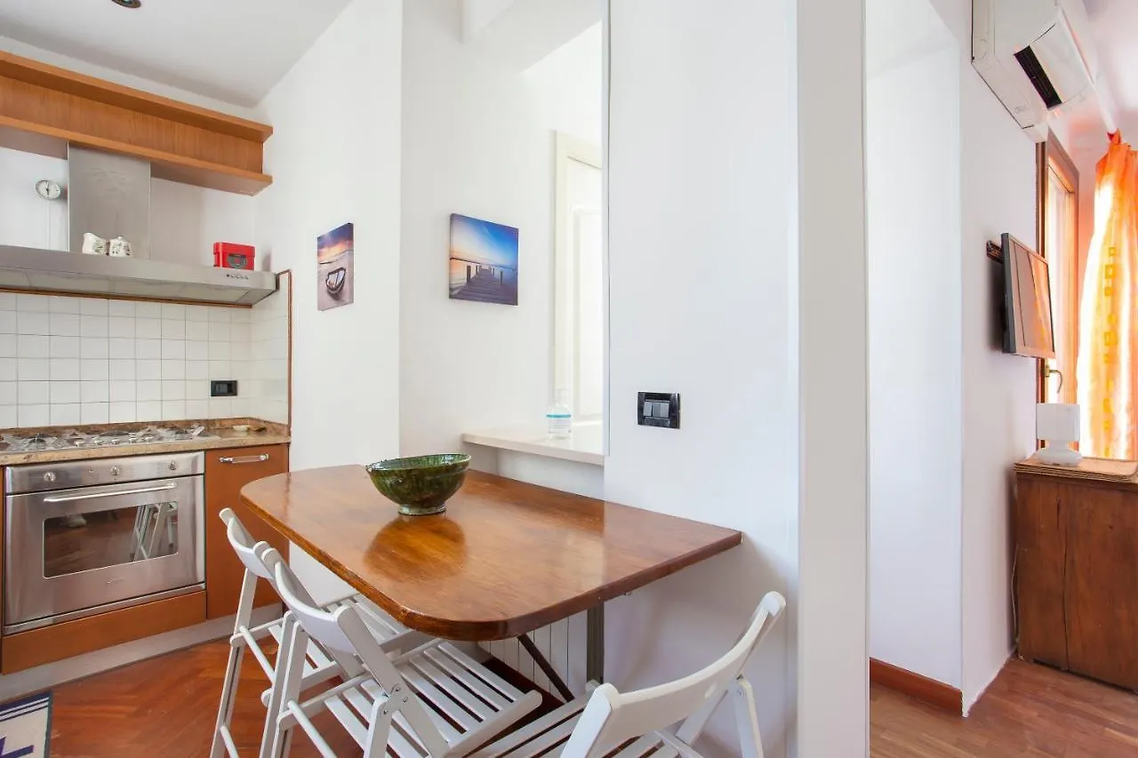 Venice Near San Marco 7 Pax Wifi 2 Bedroom